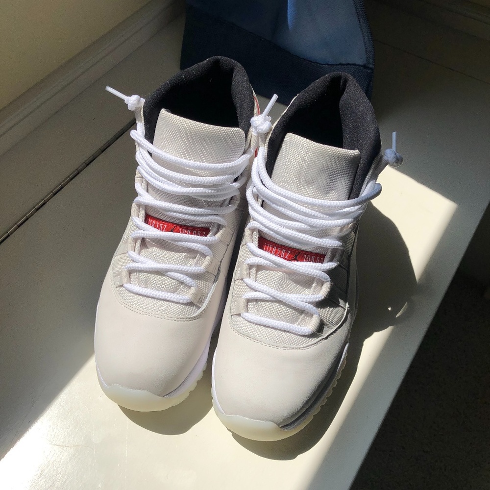 Jordan 11 Retro 'Platinum Tint'